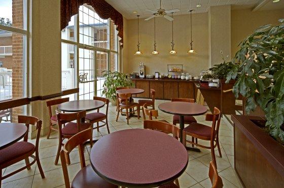 Hotel Baymont By Wyndham Warrenton Extérieur photo