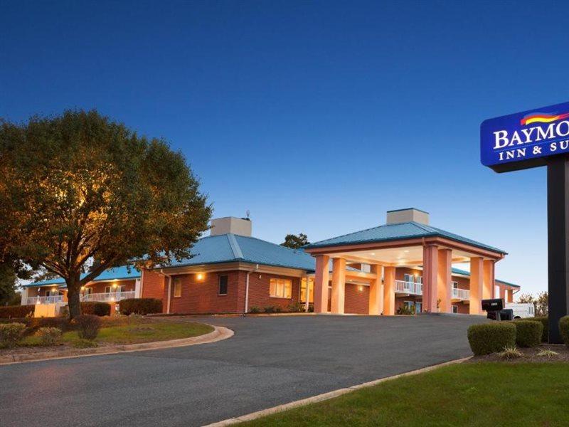 Hotel Baymont By Wyndham Warrenton Extérieur photo