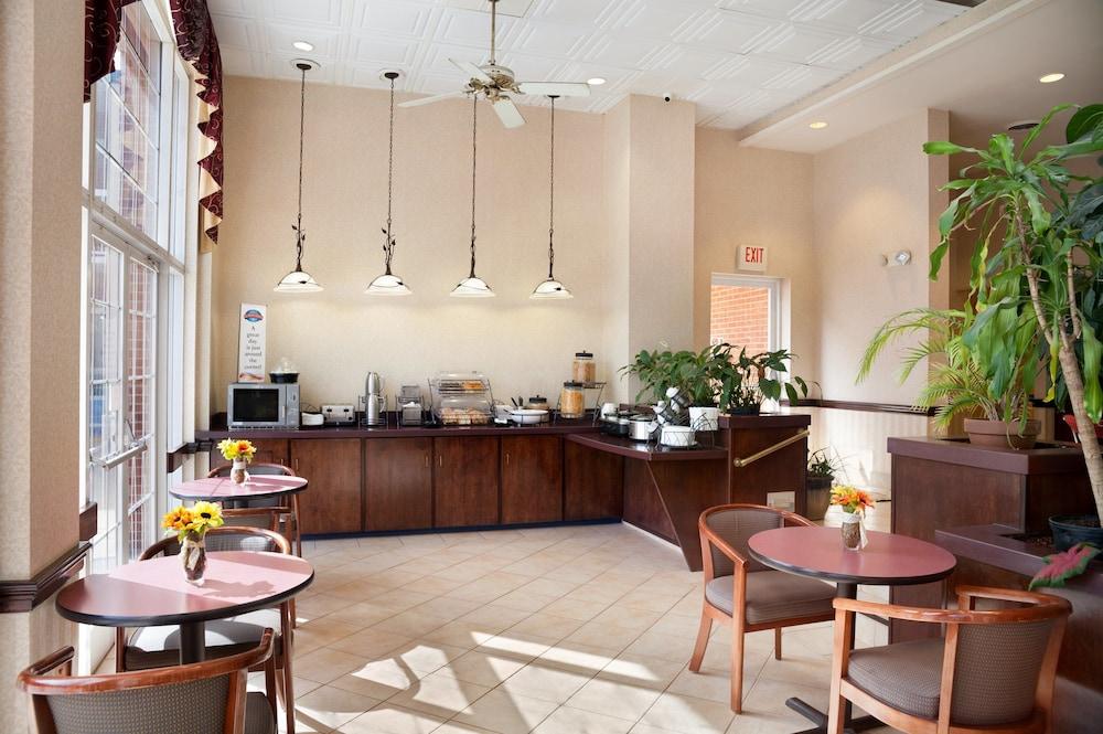 Hotel Baymont By Wyndham Warrenton Extérieur photo