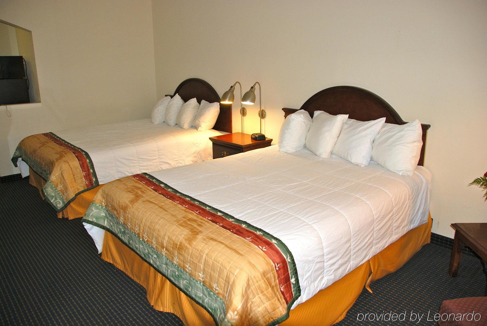 Hotel Baymont By Wyndham Warrenton Extérieur photo