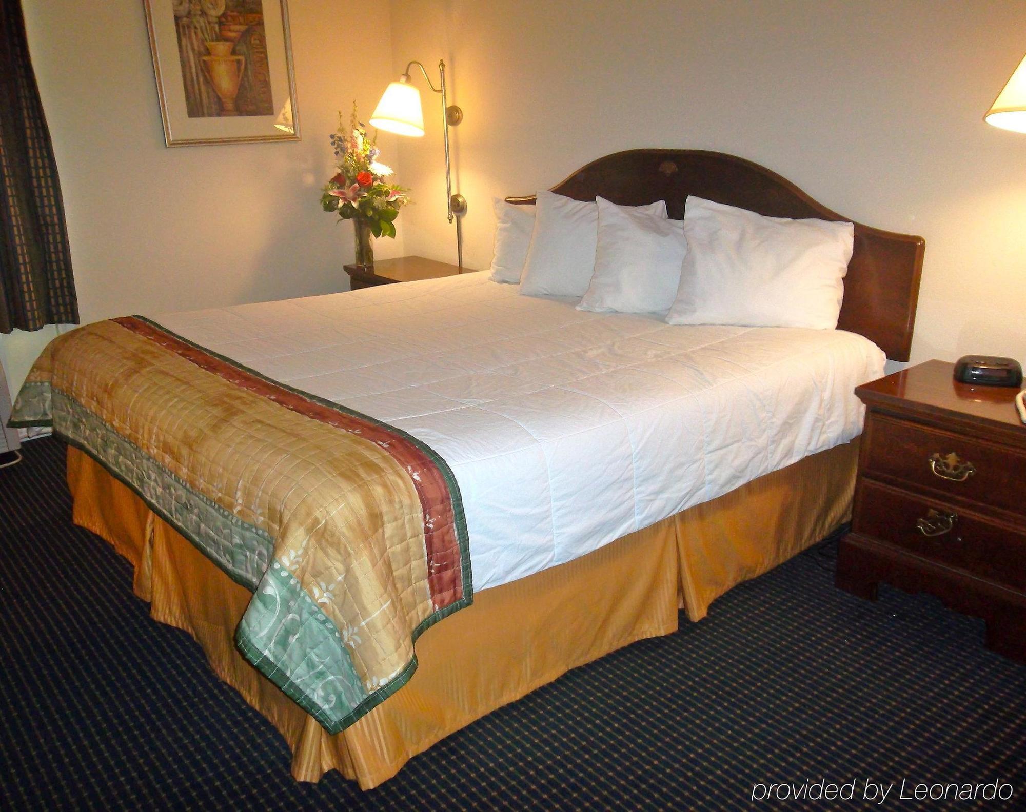 Hotel Baymont By Wyndham Warrenton Extérieur photo